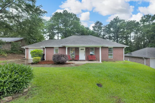 102 Howard Dr., Hattiesburg, MS 39402