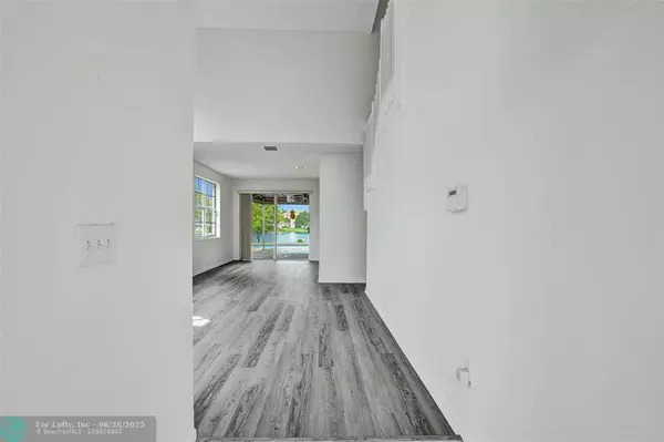 1624 NW 158th Ln, Pembroke Pines, FL 33028