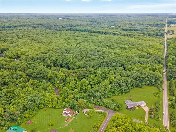 Sidley RD, Thompson, OH 44086