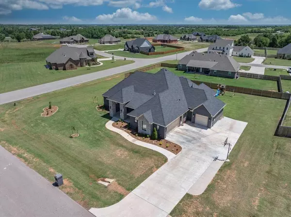 1008 Collis WAY, Newcastle, OK 73065