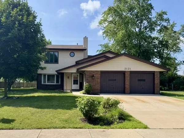 2121 W Weathersfield WAY, Schaumburg, IL 60193