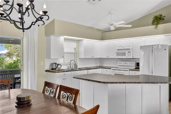 2526 SW 10th AVE, Cape Coral, FL 33914