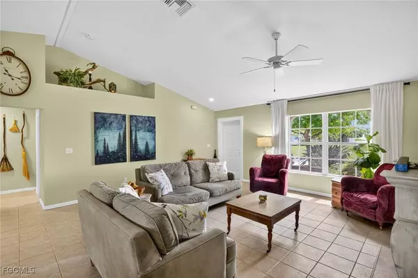 2526 SW 10th AVE, Cape Coral, FL 33914