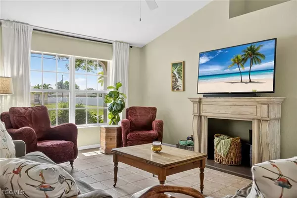 2526 SW 10th AVE, Cape Coral, FL 33914