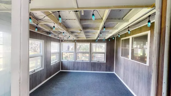 401 E St Marys St, Everly, IA 51338