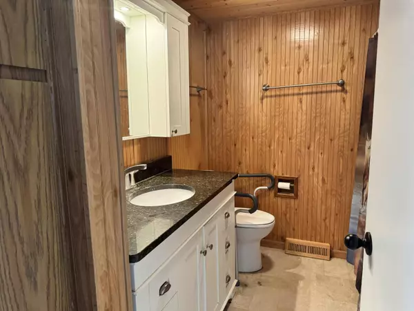 401 E St Marys St, Everly, IA 51338