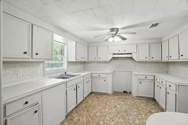 862 & 864 MS-15, Stringer, MS 39481