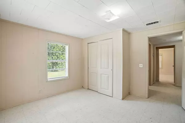 862 & 864 MS-15, Stringer, MS 39481