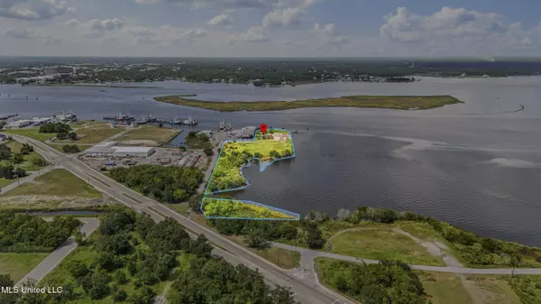 540 Bayview Avenue, Biloxi, MS 39530