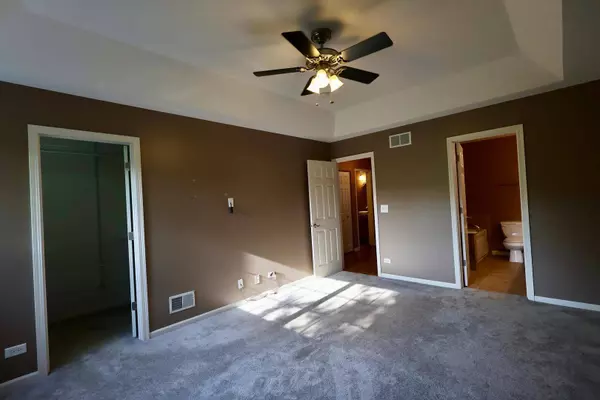 1969 Osprey CT, Bartlett, IL 60103