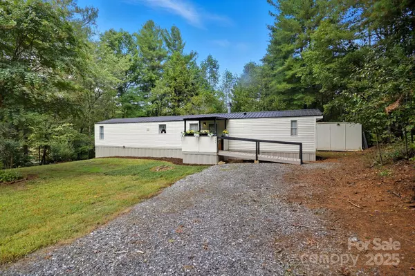 111 Brookwood LN, Taylorsville, NC 28681