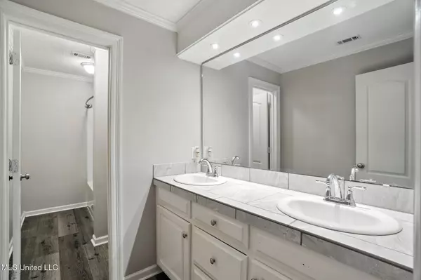 401 Overland Cove, Brandon, MS 39047