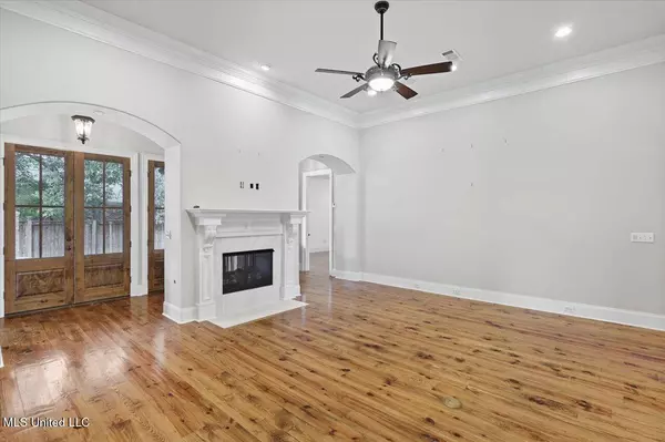 422 Summerville Drive, Madison, MS 39110