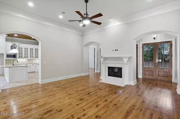 422 Summerville Drive, Madison, MS 39110