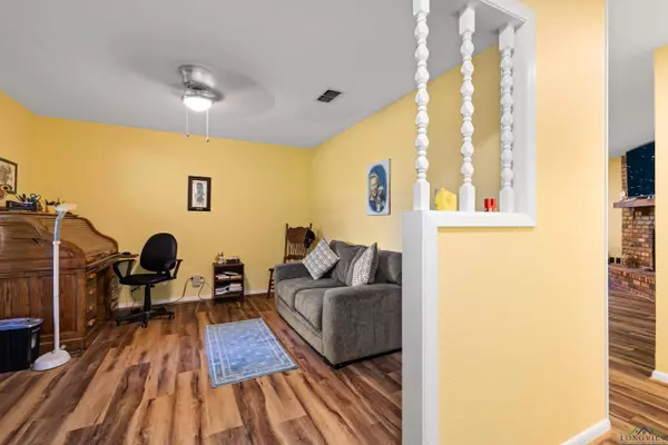 417 Pecan Court, Jefferson, TX 75657