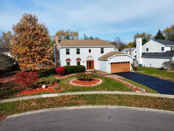 1155 Hanover DR, Batavia, IL 60510