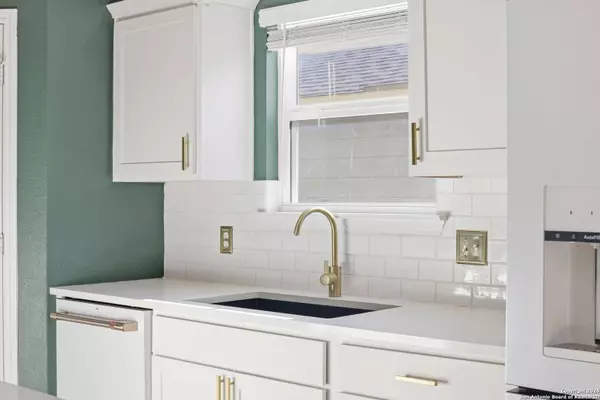 10019 Bur Sedge, San Antonio, TX 78254