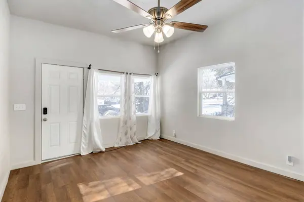 2111 N Newton AVE, Springfield, MO 65803