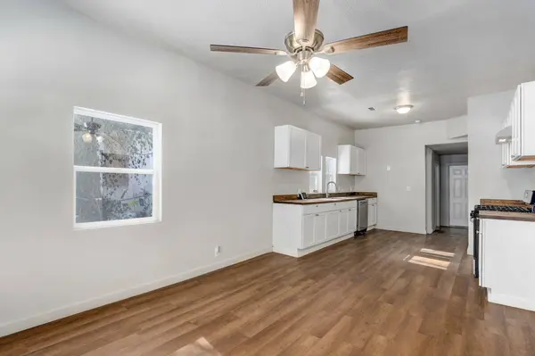 2111 N Newton AVE, Springfield, MO 65803