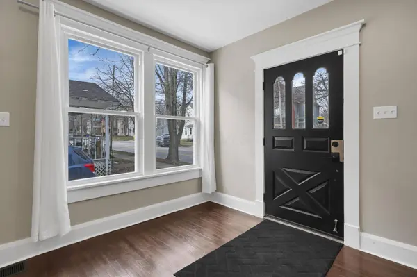 115 W Central Avenue, Delaware, OH 43015