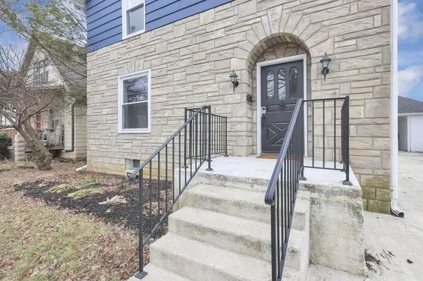 115 W Central Avenue, Delaware, OH 43015