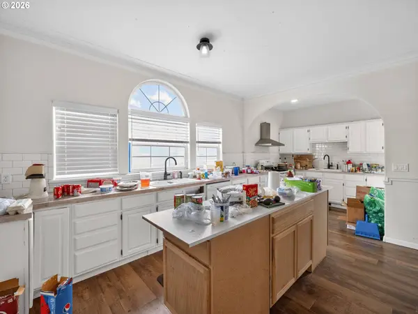 32797 W COLUMBIA LN, Hermiston, OR 97838