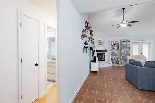 300 Cottonwood DR, Alamogordo, NM 88310