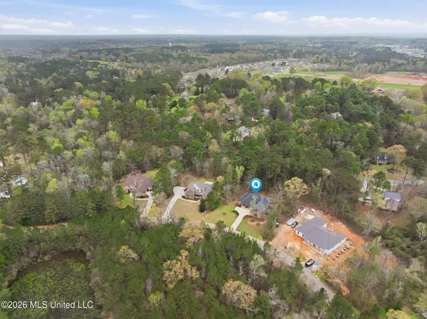 17 Parsons Creek Road, Hattiesburg, MS 39402