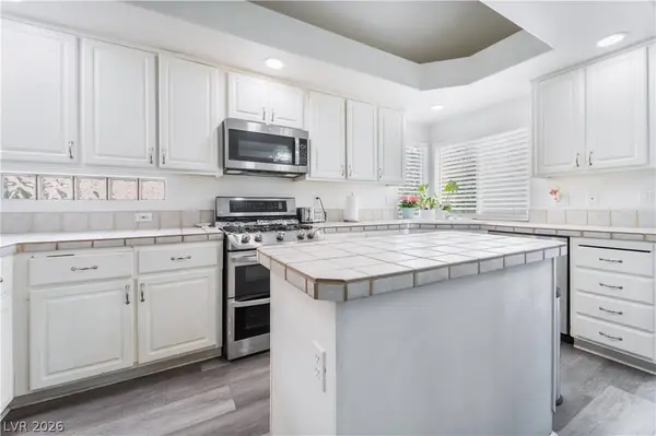 8205 Antler Pines CT, Las Vegas, NV 89149