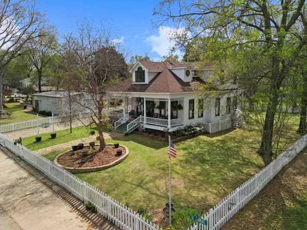 502 E Benners Street, Jefferson, TX 75657