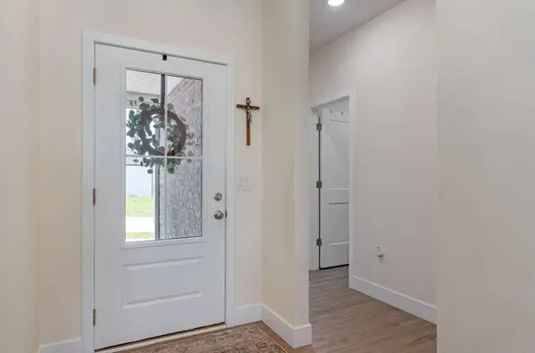 5480 E Cavalcade LN, Springfield, MO 65802