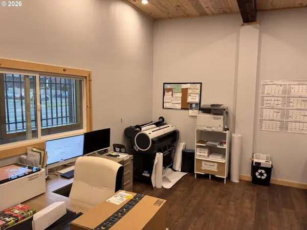 7524 SE 52ND AVE, Portland, OR 97206