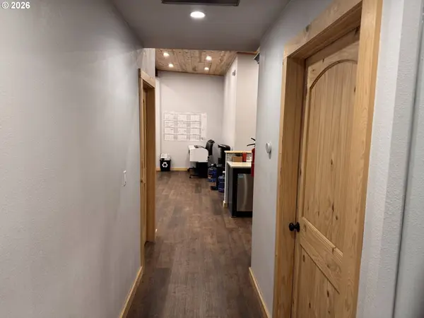 7524 SE 52ND AVE, Portland, OR 97206