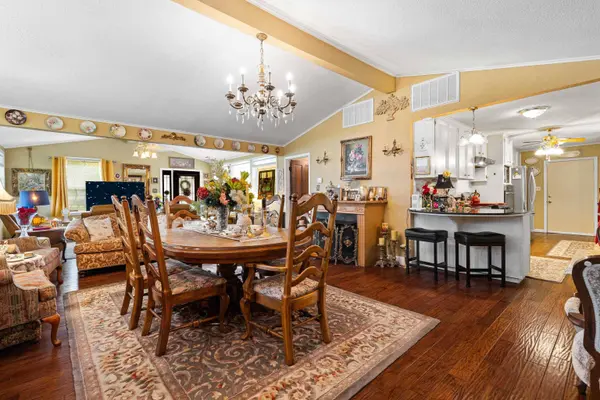 309 S Friou Street, Jefferson, TX 75657