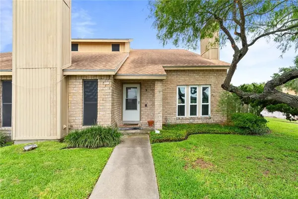 7141 Premont DR #3, Corpus Christi, TX 78414