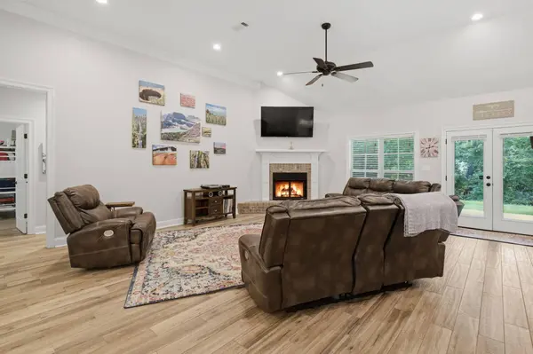 35 Waverly, Hattiesburg, MS 39402