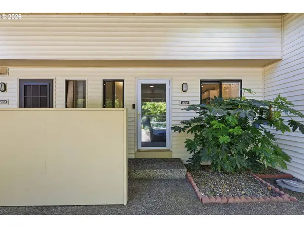 12054 N JANTZEN BEACH AVE, Portland, OR 97217