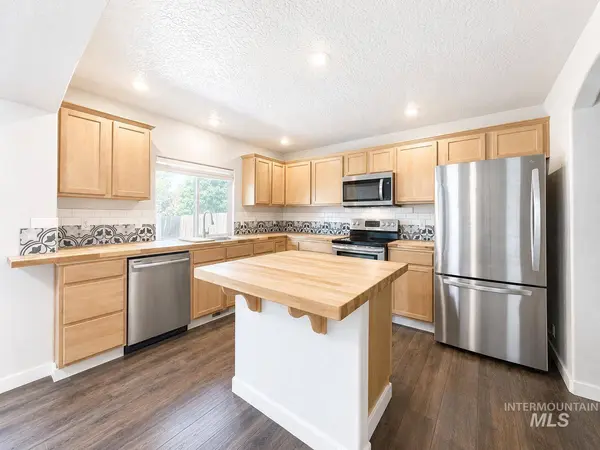 10122 W Shelborne Drive, Boise, ID 83709