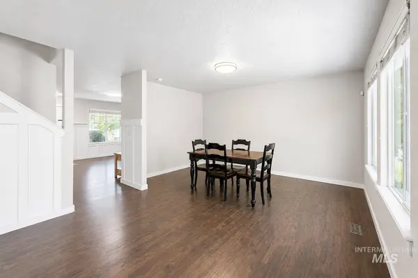 10122 W Shelborne Drive, Boise, ID 83709