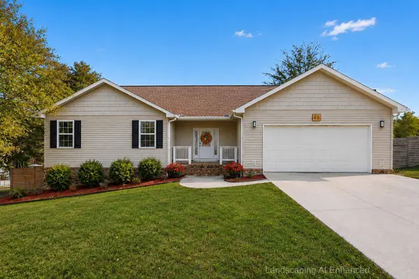 40 Hidden Lakes TRL, Defuniak Springs, FL 32433