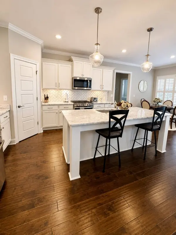 2212 Winterdale Dr, Murfreesboro, TN 37128