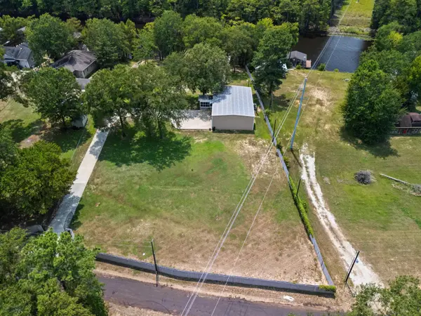 176 MA County Road 3215, Jefferson, TX 75657