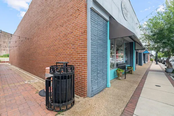 531 Central Ave., Laurel, MS 39440