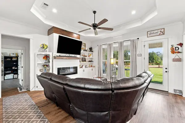 134 N Slade, Sumrall, MS 39482