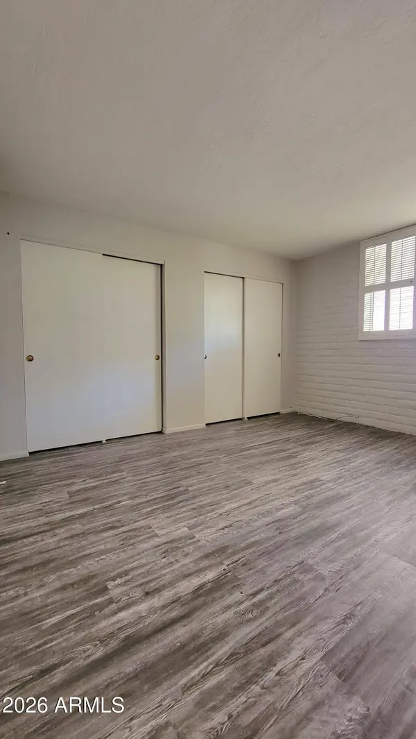 3737 E TURNEY Avenue #121, Phoenix, AZ 85018