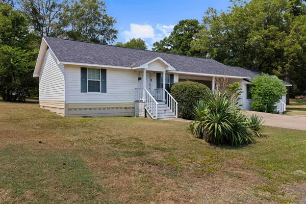 1215 Pine Hill Drive, Jefferson, TX 75657