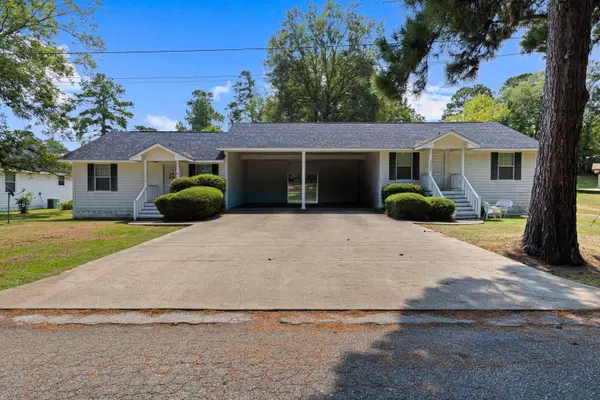 1215 Pine Hill Drive, Jefferson, TX 75657