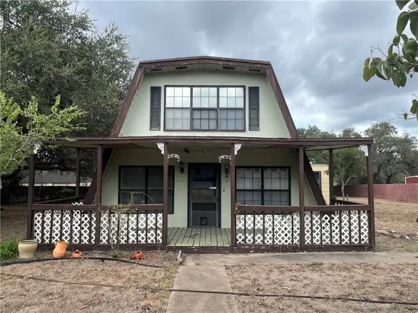 2653 Oak Grove, Beeville, TX 78102