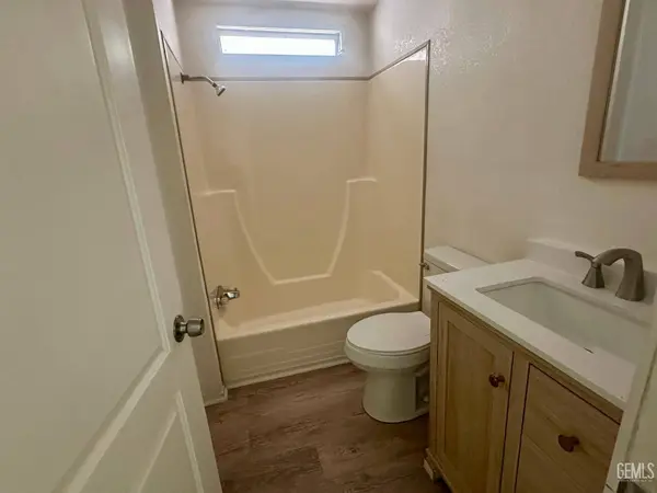 6601 Eucalyptus Drive #352, Bakersfield, CA 93306
