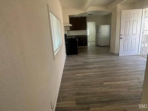 6601 Eucalyptus Drive #84, Bakersfield, CA 93306